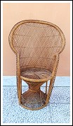Poltrona in vimini a pavone. 80l118hx56p