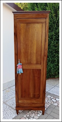 Armadio, armadietto stipo.57,5x30x178h