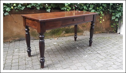 Tavolo antico scrittoio / pranzo emiliano dell\’800