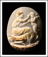 Raro cammeo di conchiglia del 1 impero, (1804 / 1814). Dimensioni ragguardevoli e rare: mm. 66 x 58